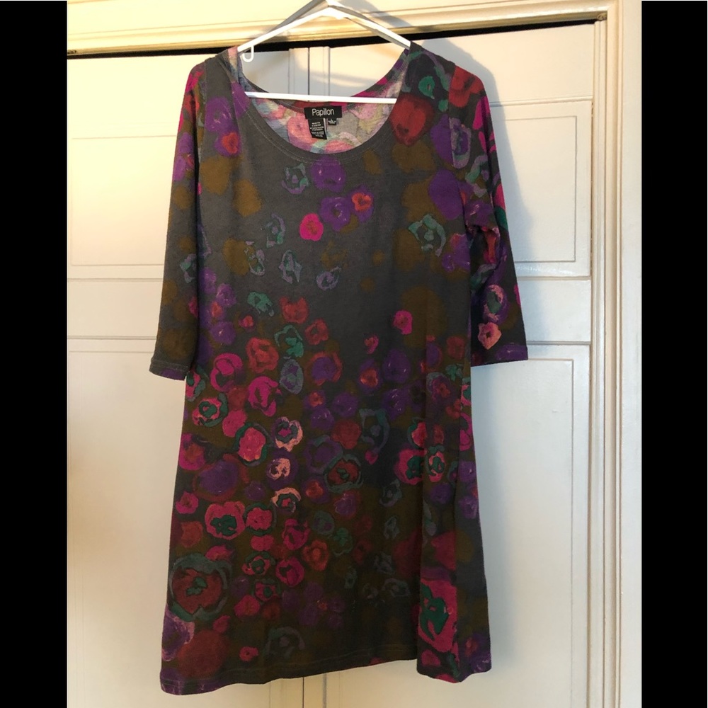 Papillon floral dress, poly/spandex blend sz lg